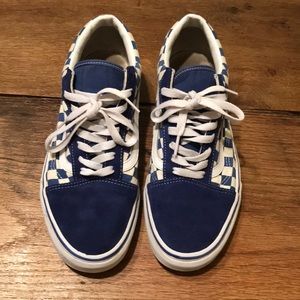 Vans “Old Skool” blue checkered